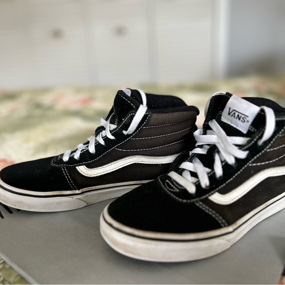 Vans Kids Black and White Sneakers- Youth size 4